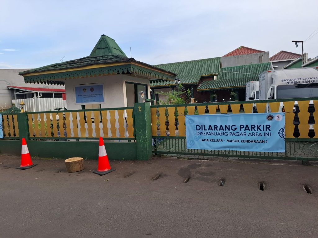 Banyak Lalat dan Bau Busuk, MBG Jagakarsa 008 Makin Resahkan Warga